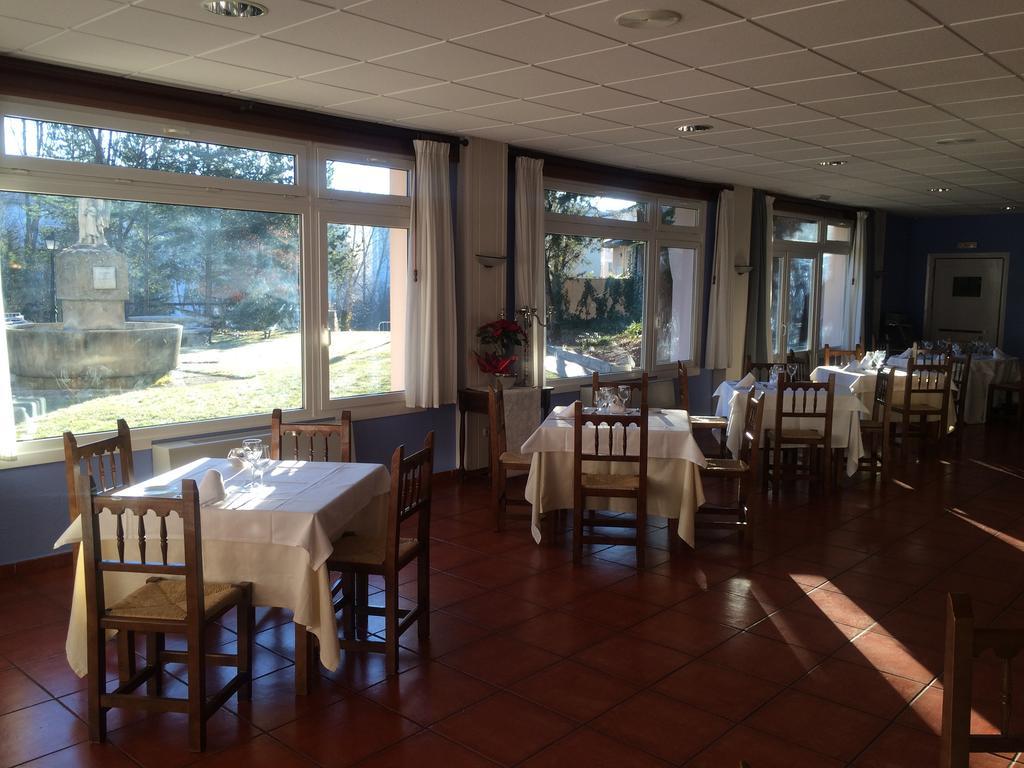 Hotel La Pardina Sabiñánigo エクステリア 写真