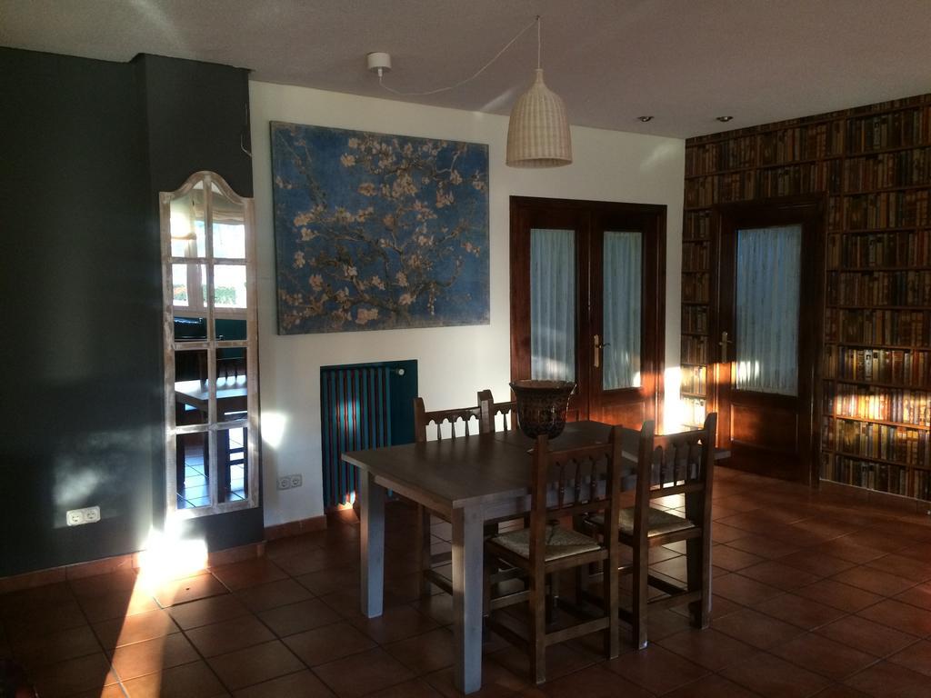 Hotel La Pardina Sabiñánigo エクステリア 写真