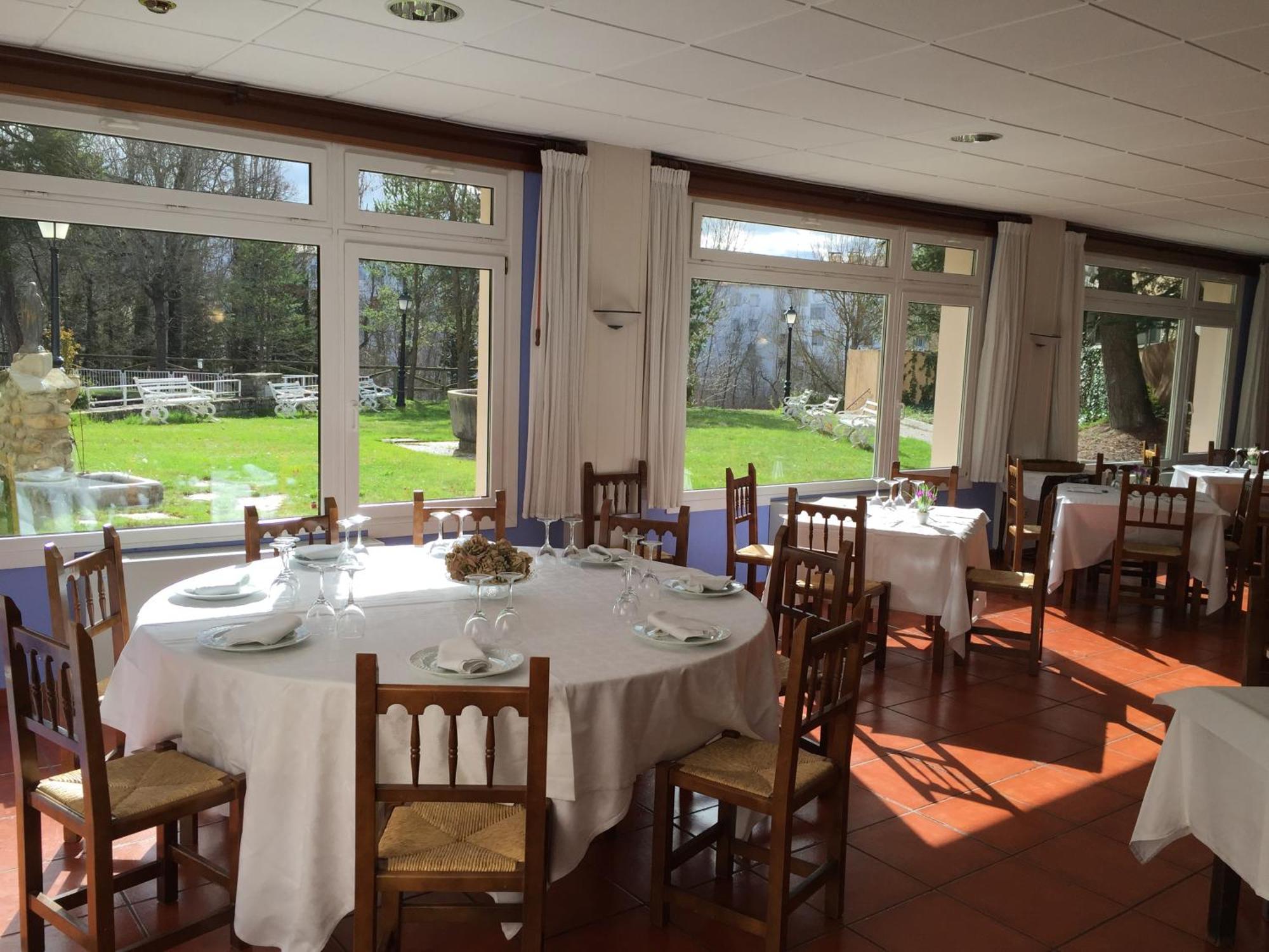 Hotel La Pardina Sabiñánigo エクステリア 写真